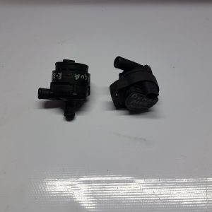 Bomba auxiliar Agua Mercedes