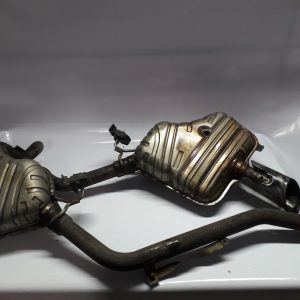 Escapes Mercedes R320