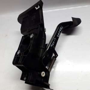 Travao pe Mercedes C W203