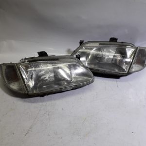 Farol Renault Scenic I