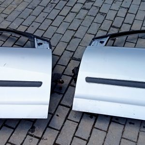 Porta frente VW POLO IV 9N modelo 5 portas