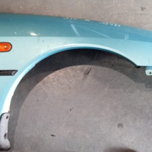 Guarda Lamas MITSUBISHI COLT V Direito