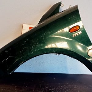 Guarda Lamas Esquerdo Mitsubishi Space