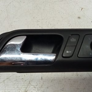 Puxador interior frente esquerdo Volkswagen Polo IV 9N