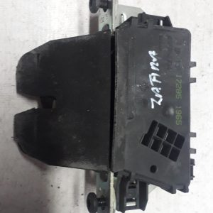 Fecho mala Opel Astra H Zafira B