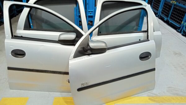 Porta OPEL CORSA C